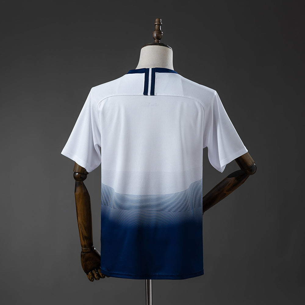 Tottenham Domicile 2026/2027